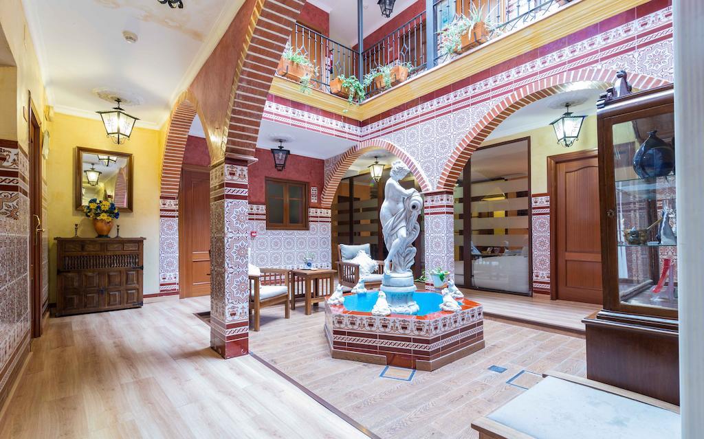 Hotel Esmeralda Osuna Zewnętrze zdjęcie